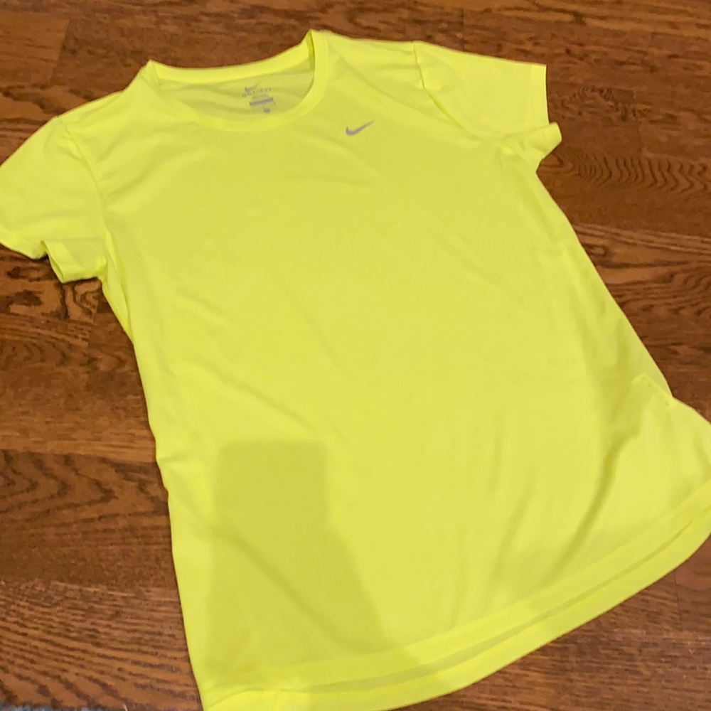 Nike Women’s Dry Fit Top
